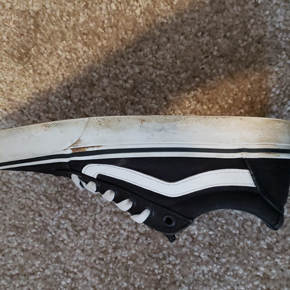 Vans - Picture 6 of 6